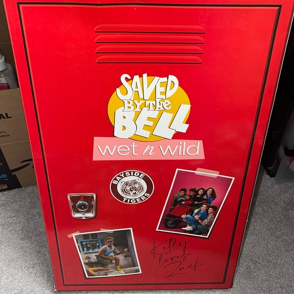 Saved by the bell make up NEVER OPENED
